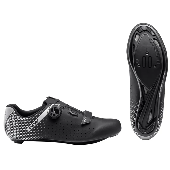 CIPŐ NORTHWAVE ROAD CORE PLUS 2 WIDE 40 FEKETE/EZÜST szélesített kerékpáros