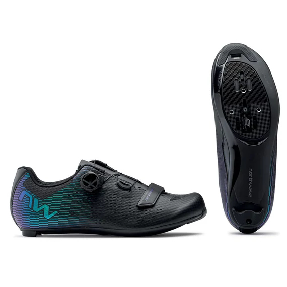 Cipő NORTHWAVE ROAD STORM CARBON 2 45,5 fekete/színváltós kerékpáros