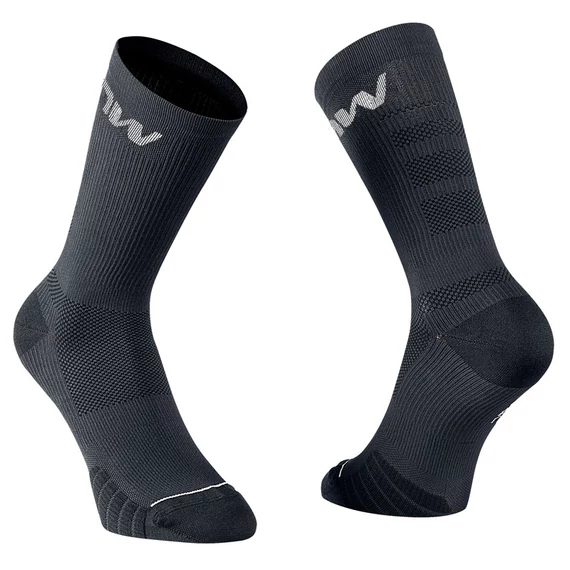 Zokni NORTHWAVE EXTREME PRO M FEKETE/SZÜRKE kerékpáros